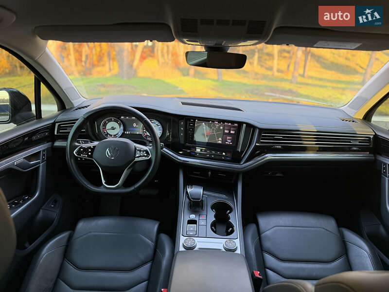 Позашляховик / Кросовер Volkswagen Touareg 2021 в Києві фото 20 Позашляховик / Кросовер Volkswagen Touareg 2021 в Києві