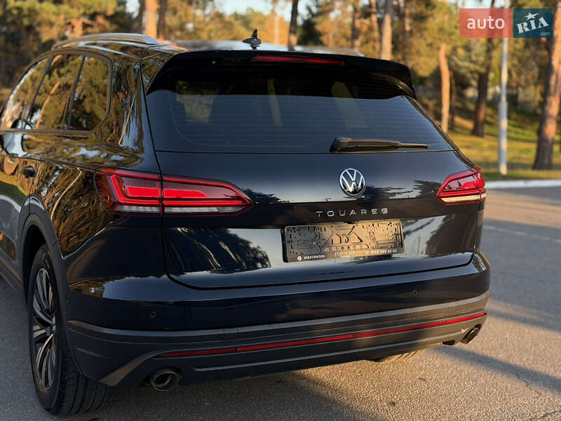 Позашляховик / Кросовер Volkswagen Touareg 2021 в Києві фото 13 Позашляховик / Кросовер Volkswagen Touareg 2021 в Києві