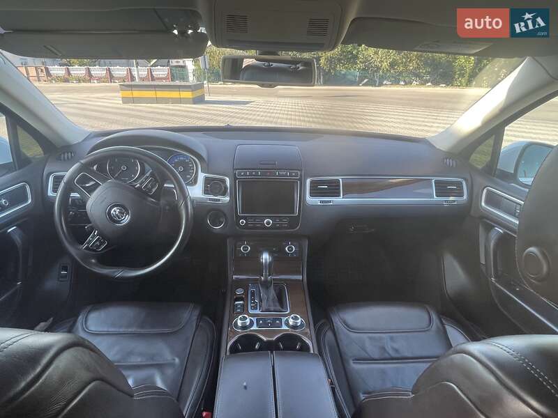 Внедорожник / Кроссовер Volkswagen Touareg 2016 в Белой Церкви фото 18 Внедорожник / Кроссовер Volkswagen Touareg 2016 в Белой Церкви