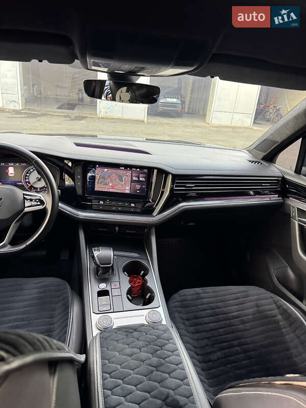 Позашляховик / Кросовер Volkswagen Touareg 2020 в Кривому Розі фото 11 Позашляховик / Кросовер Volkswagen Touareg 2020 в Кривому Розі