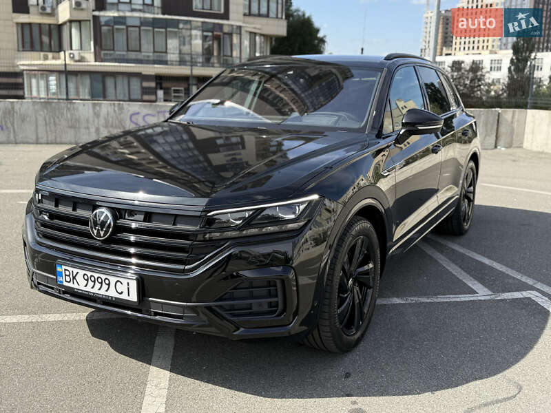 Позашляховик / Кросовер Volkswagen Touareg 2023 в Києві