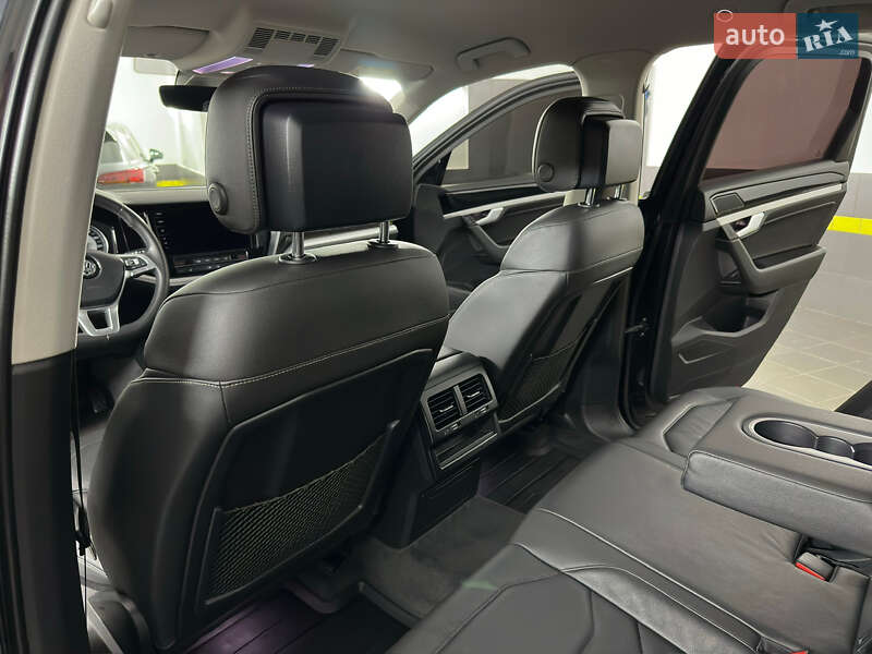 Позашляховик / Кросовер Volkswagen Touareg 2019 в Козятині фото 54 Позашляховик / Кросовер Volkswagen Touareg 2019 в Козятині