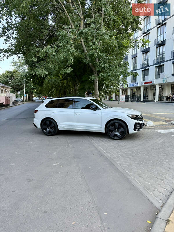 Внедорожник / Кроссовер Volkswagen Touareg 2025 в Одессе фото 40 Внедорожник / Кроссовер Volkswagen Touareg 2025 в Одессе