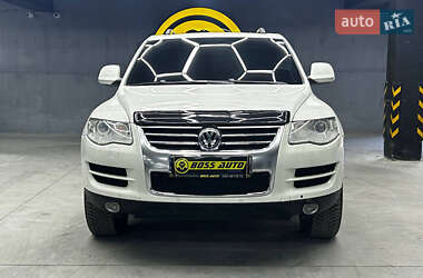 Внедорожник / Кроссовер Volkswagen Touareg 2007 в 