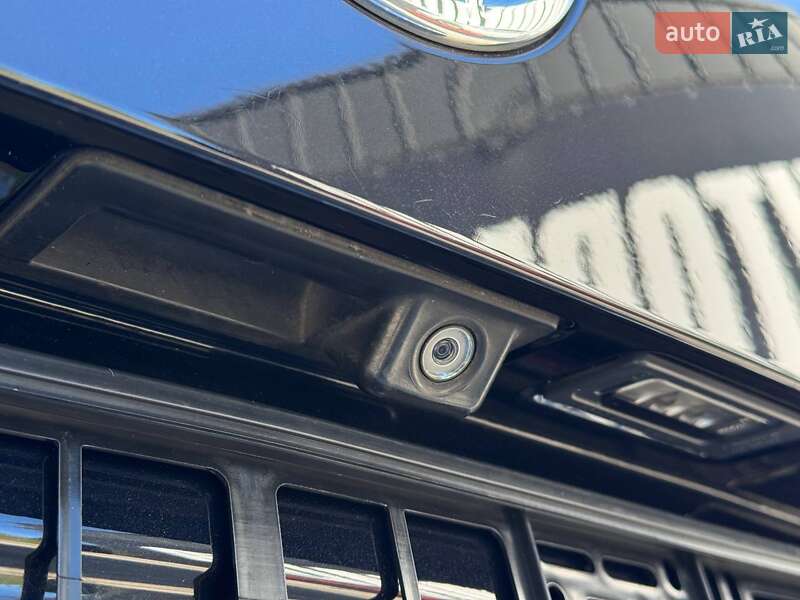 Внедорожник / Кроссовер Volkswagen Touareg 2014 в Каменец-Подольском фото 11 Внедорожник / Кроссовер Volkswagen Touareg 2014 в Каменец-Подольском