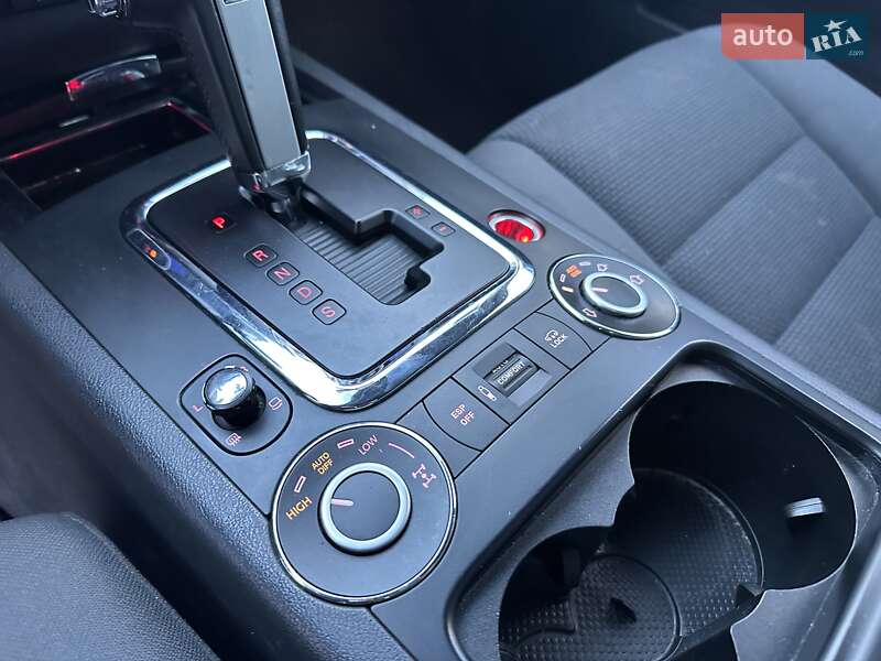 Внедорожник / Кроссовер Volkswagen Touareg 2008 в Хмельницком