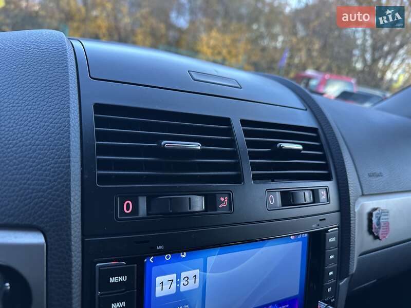 Внедорожник / Кроссовер Volkswagen Touareg 2008 в Хмельницком