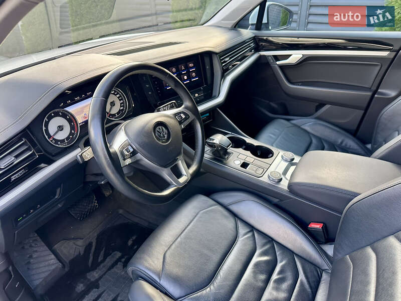 Внедорожник / Кроссовер Volkswagen Touareg 2019 в Смеле фото 7 Внедорожник / Кроссовер Volkswagen Touareg 2019 в Смеле