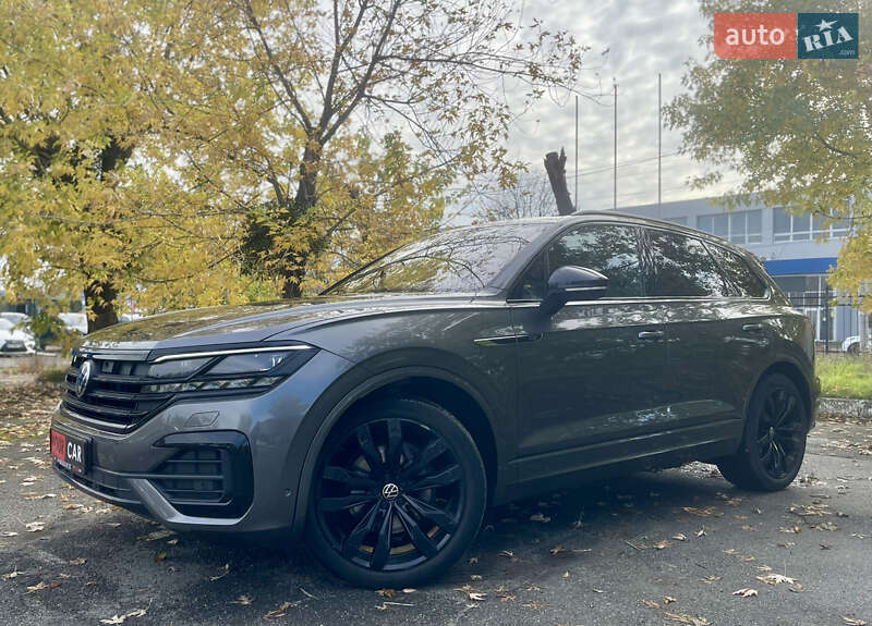 Внедорожник / Кроссовер Volkswagen Touareg 2022 в Киеве