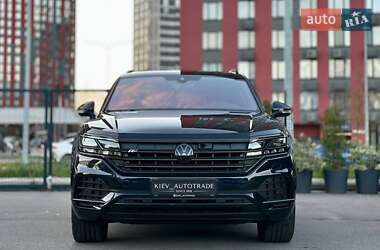 Внедорожник / Кроссовер Volkswagen Touareg 2021 в 