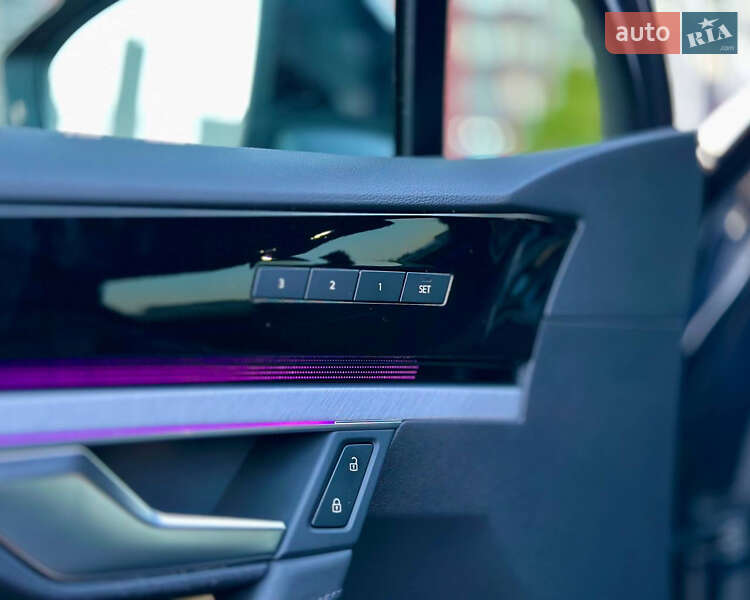Позашляховик / Кросовер Volkswagen Touareg 2021 в Києві фото 23 Позашляховик / Кросовер Volkswagen Touareg 2021 в Києві