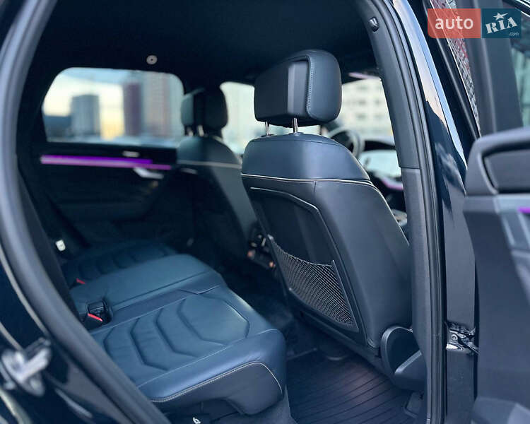 Позашляховик / Кросовер Volkswagen Touareg 2021 в Києві фото 50 Позашляховик / Кросовер Volkswagen Touareg 2021 в Києві