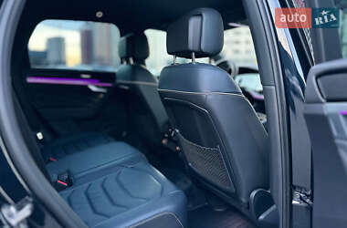 Внедорожник / Кроссовер Volkswagen Touareg 2021 в 