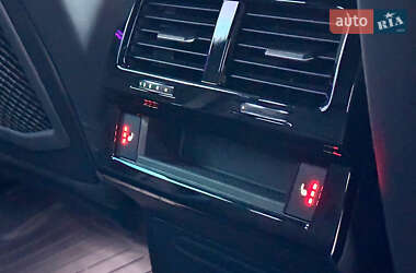 Внедорожник / Кроссовер Volkswagen Touareg 2021 в 