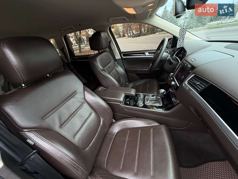 Внедорожник / Кроссовер Volkswagen Touareg 2012 в Харькове фото 16 Внедорожник / Кроссовер Volkswagen Touareg 2012 в Харькове
