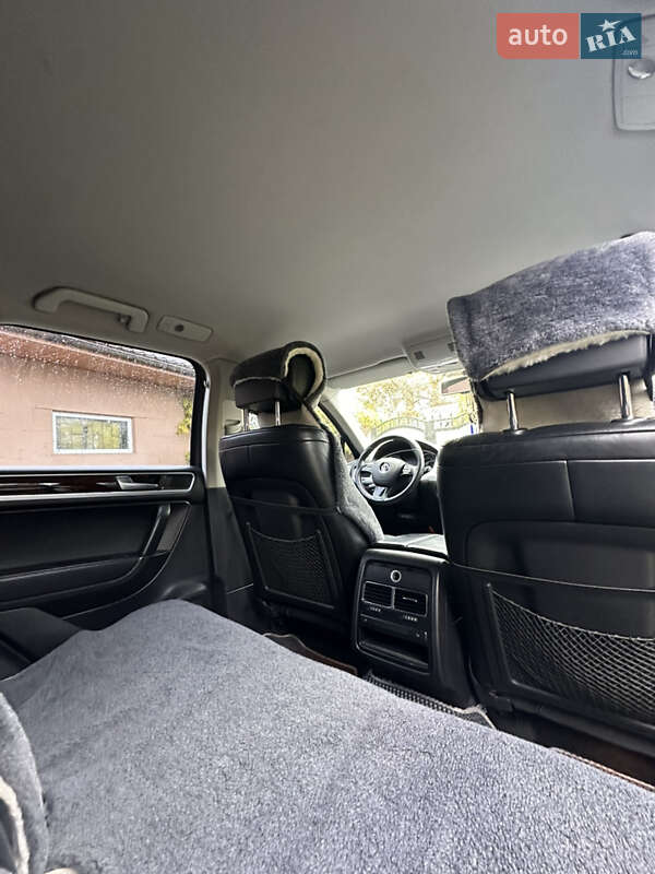 Внедорожник / Кроссовер Volkswagen Touareg 2012 в Чернигове фото 27 Внедорожник / Кроссовер Volkswagen Touareg 2012 в Чернигове