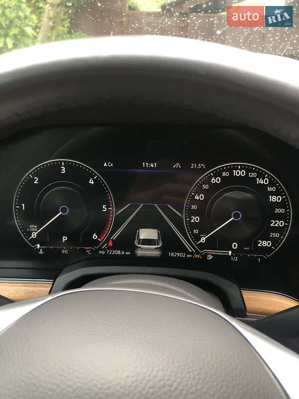 Внедорожник / Кроссовер Volkswagen Touareg 2018 в Тячеве фото 20 Внедорожник / Кроссовер Volkswagen Touareg 2018 в Тячеве