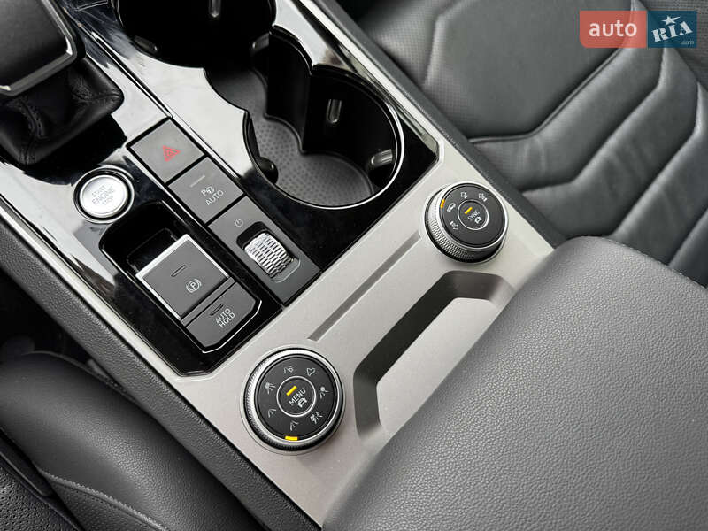 Позашляховик / Кросовер Volkswagen Touareg 2020 в Києві фото 33 Позашляховик / Кросовер Volkswagen Touareg 2020 в Києві