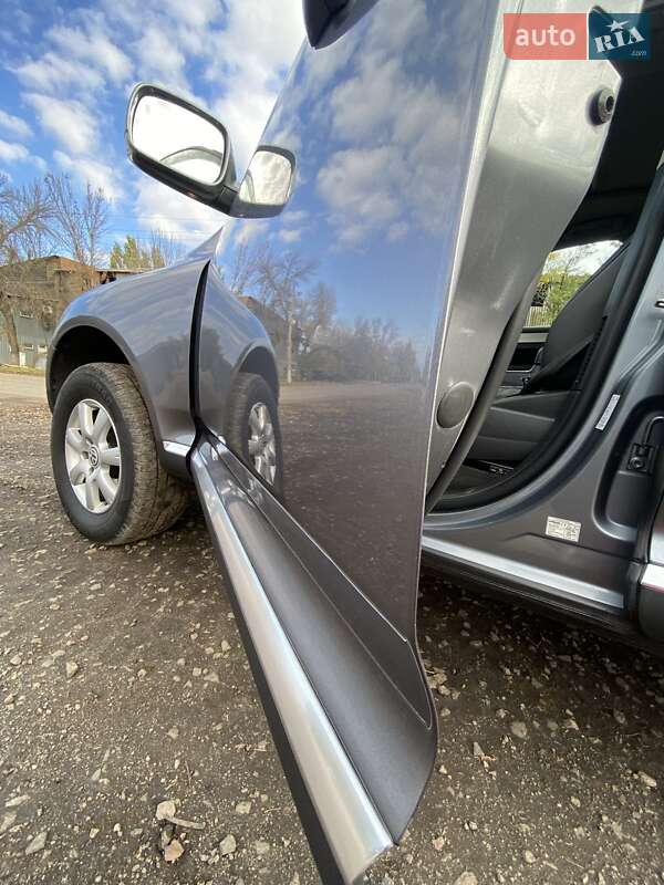 Внедорожник / Кроссовер Volkswagen Touareg 2005 в Николаеве фото 11 Внедорожник / Кроссовер Volkswagen Touareg 2005 в Николаеве