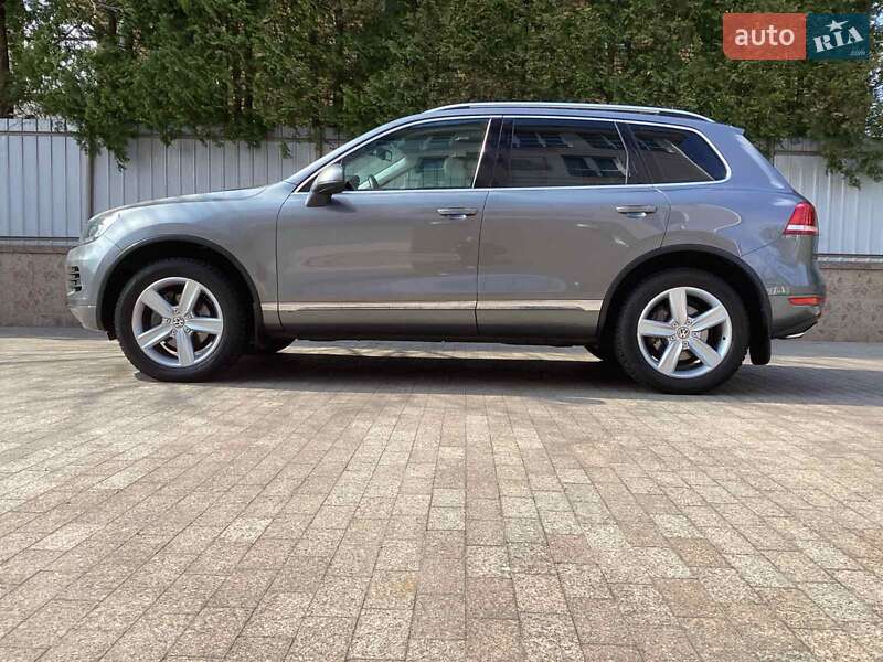 Внедорожник / Кроссовер Volkswagen Touareg 2013 в Киеве фото 2 Внедорожник / Кроссовер Volkswagen Touareg 2013 в Киеве
