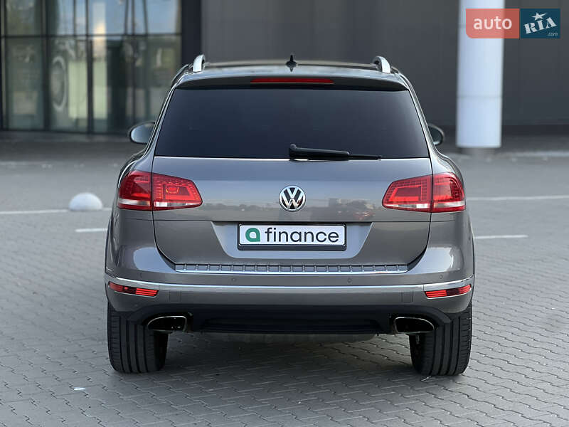 Позашляховик / Кросовер Volkswagen Touareg 2016 в Києві фото 8 Позашляховик / Кросовер Volkswagen Touareg 2016 в Києві