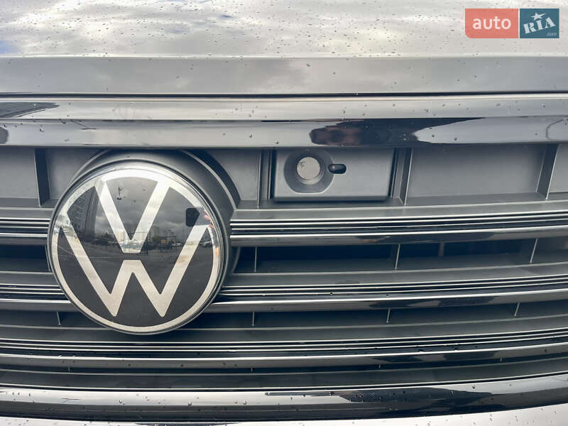 Позашляховик / Кросовер Volkswagen Touareg 2020 в Києві фото 19 Позашляховик / Кросовер Volkswagen Touareg 2020 в Києві