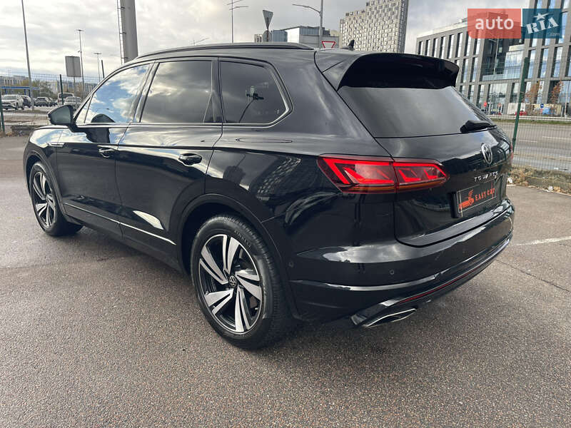 Позашляховик / Кросовер Volkswagen Touareg 2020 в Києві фото 25 Позашляховик / Кросовер Volkswagen Touareg 2020 в Києві