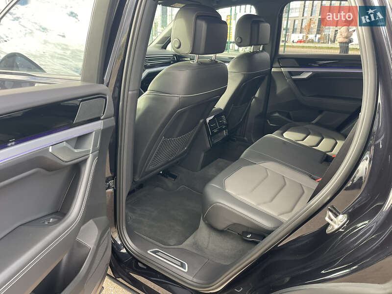 Позашляховик / Кросовер Volkswagen Touareg 2020 в Києві фото 31 Позашляховик / Кросовер Volkswagen Touareg 2020 в Києві
