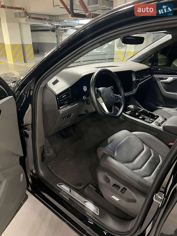 Внедорожник / Кроссовер Volkswagen Touareg 2022 в Киеве фото 8 Внедорожник / Кроссовер Volkswagen Touareg 2022 в Киеве