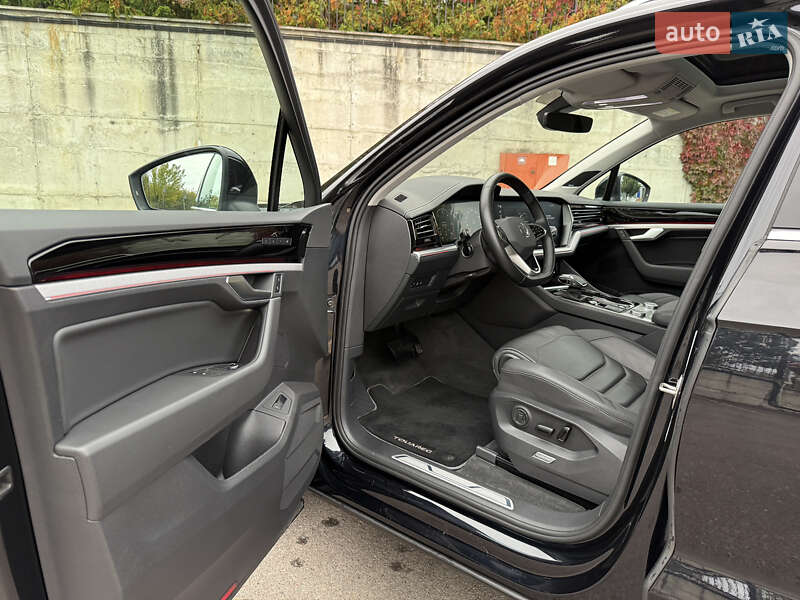 Внедорожник / Кроссовер Volkswagen Touareg 2022 в Ровно фото 73 Внедорожник / Кроссовер Volkswagen Touareg 2022 в Ровно