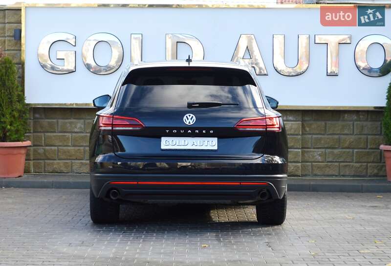 Внедорожник / Кроссовер Volkswagen Touareg 2018 в Одессе