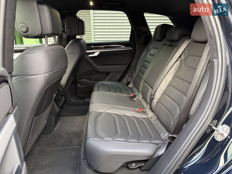 Внедорожник / Кроссовер Volkswagen Touareg 2020 в Киеве фото 8 Внедорожник / Кроссовер Volkswagen Touareg 2020 в Киеве