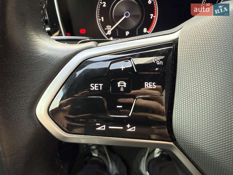 Внедорожник / Кроссовер Volkswagen Touareg 2020 в Киеве фото 18 Внедорожник / Кроссовер Volkswagen Touareg 2020 в Киеве