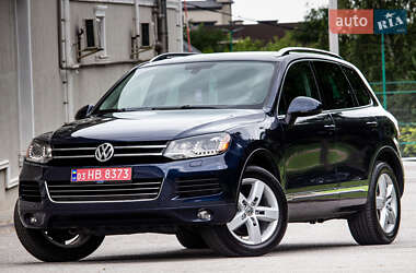 Позашляховик / Кросовер Volkswagen Touareg 2013 в Нововолинську