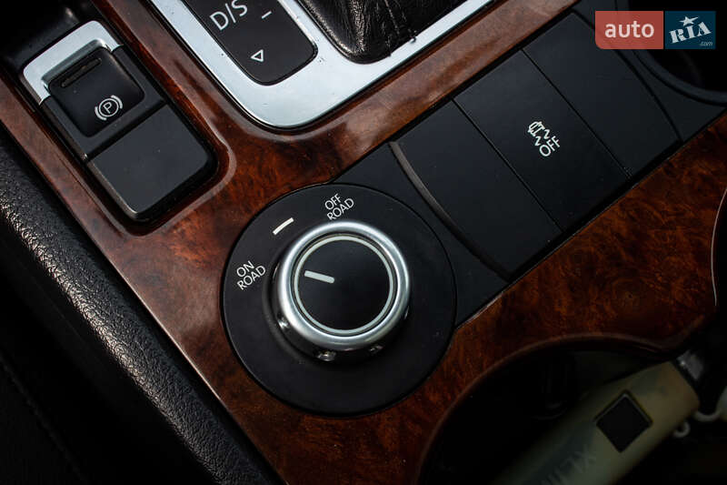 Внедорожник / Кроссовер Volkswagen Touareg 2013 в Нововолынске фото 21 Внедорожник / Кроссовер Volkswagen Touareg 2013 в Нововолынске