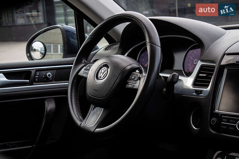 Внедорожник / Кроссовер Volkswagen Touareg 2013 в Нововолынске фото 38 Внедорожник / Кроссовер Volkswagen Touareg 2013 в Нововолынске