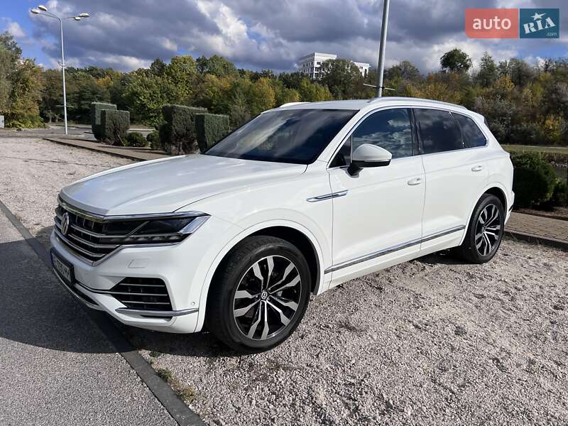 Внедорожник / Кроссовер Volkswagen Touareg 2018 в Днепре фото 3 Внедорожник / Кроссовер Volkswagen Touareg 2018 в Днепре