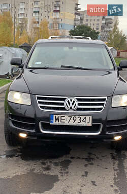 Внедорожник / Кроссовер Volkswagen Touareg 2004 в Глухове