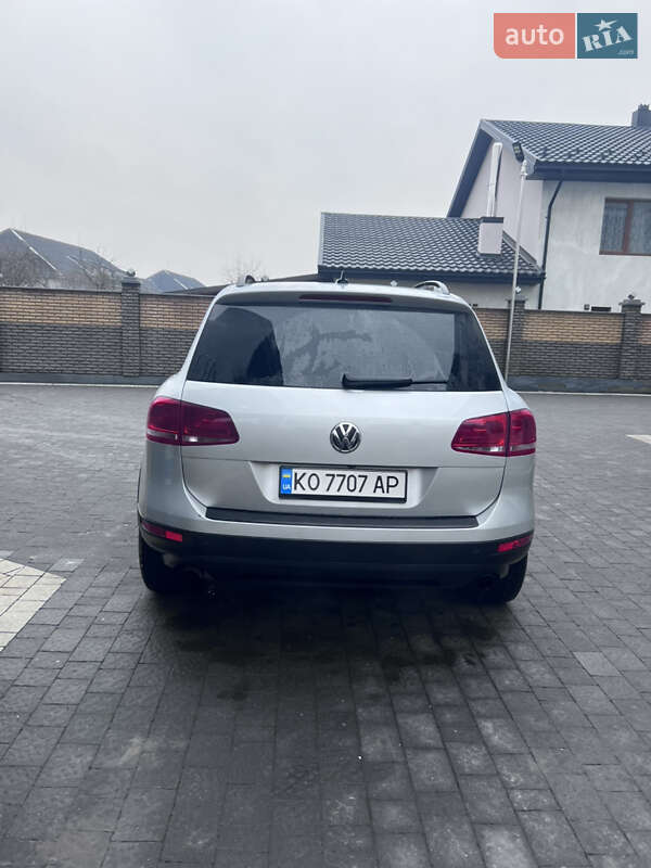 Внедорожник / Кроссовер Volkswagen Touareg 2011 в Тячеве фото 3 Внедорожник / Кроссовер Volkswagen Touareg 2011 в Тячеве