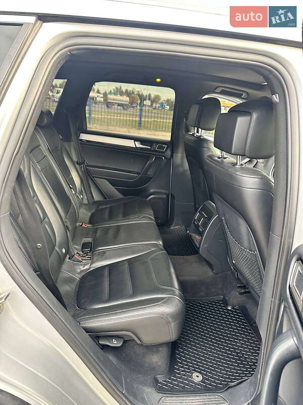 Внедорожник / Кроссовер Volkswagen Touareg 2010 в Ковеле фото 9 Внедорожник / Кроссовер Volkswagen Touareg 2010 в Ковеле