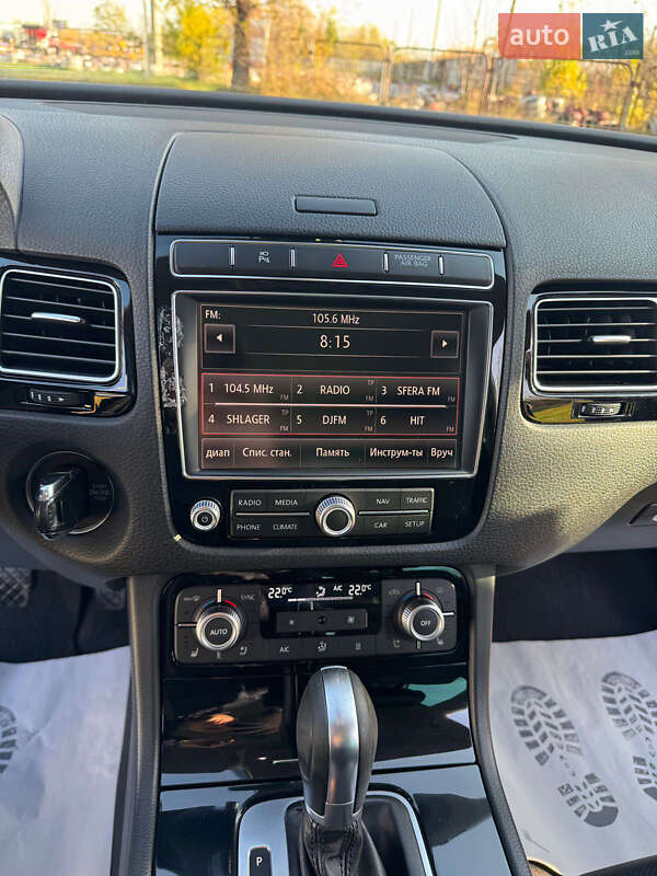 Внедорожник / Кроссовер Volkswagen Touareg 2016 в Коростышеве фото 11 Внедорожник / Кроссовер Volkswagen Touareg 2016 в Коростышеве