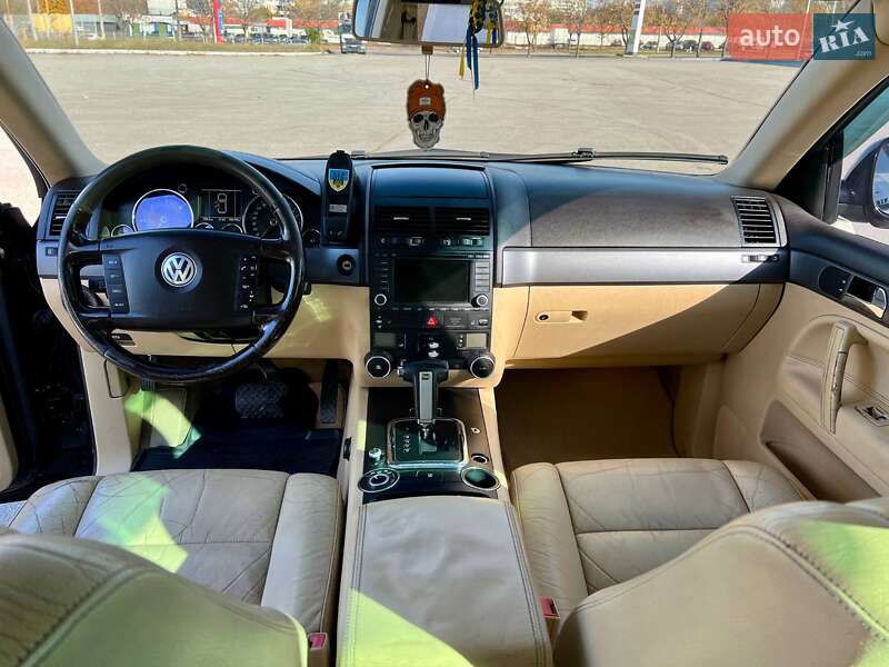 Внедорожник / Кроссовер Volkswagen Touareg 2006 в Запорожье