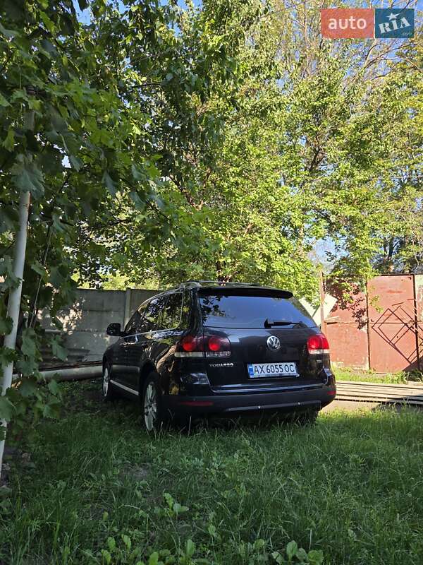 Внедорожник / Кроссовер Volkswagen Touareg 2007 в Харькове