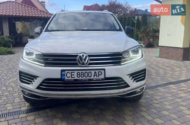 Внедорожник / Кроссовер Volkswagen Touareg 2017 в Черновцах