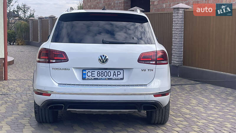 Внедорожник / Кроссовер Volkswagen Touareg 2017 в Черновцах