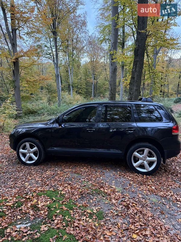 Позашляховик / Кросовер Volkswagen Touareg 2006 в Львові