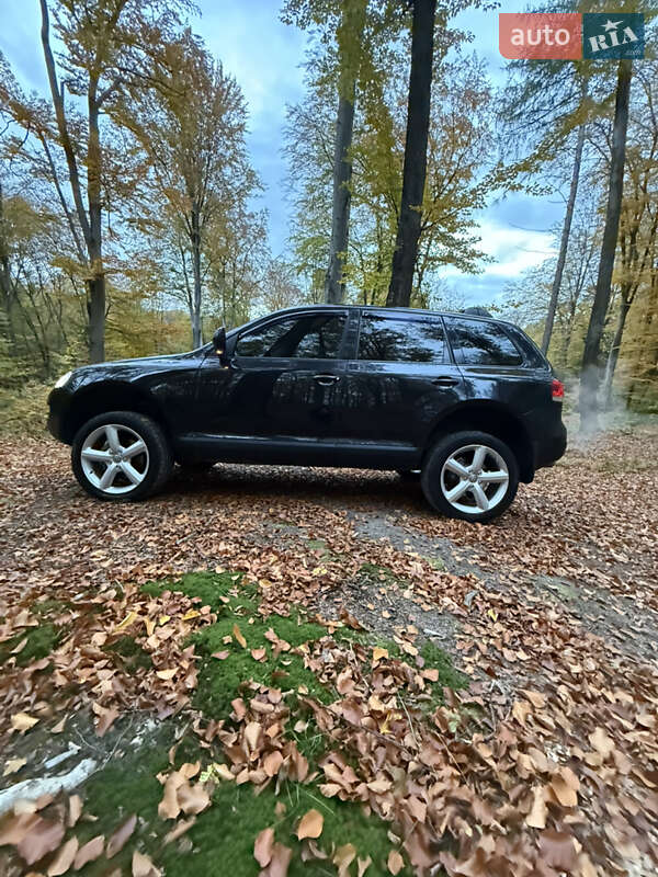 Позашляховик / Кросовер Volkswagen Touareg 2006 в Львові