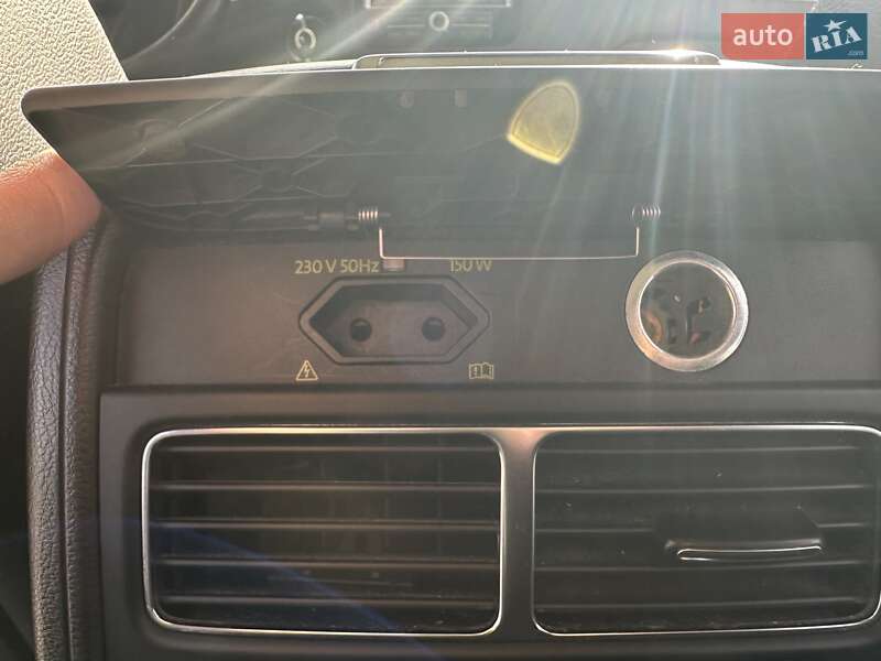 Внедорожник / Кроссовер Volkswagen Touareg 2010 в Тернополе