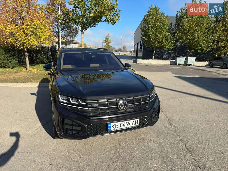 Внедорожник / Кроссовер Volkswagen Touareg 2024 в Кривом Роге