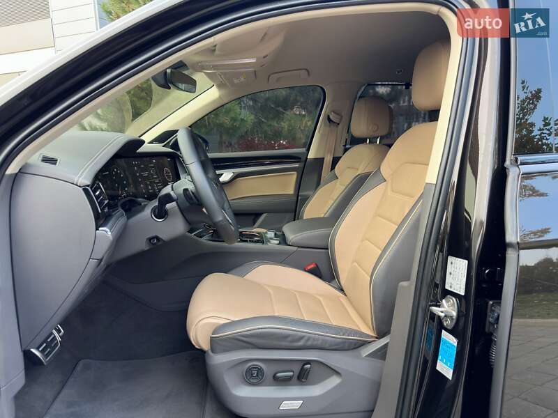 Внедорожник / Кроссовер Volkswagen Touareg 2024 в Кривом Роге